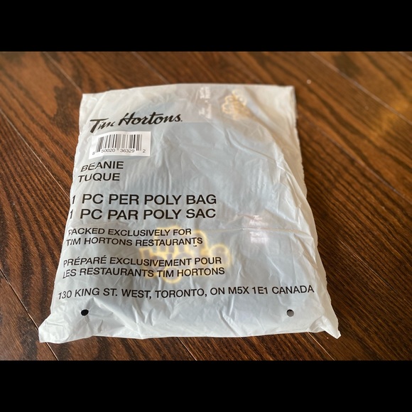 Tim Biebs Black beanie! - Picture 2 of 4